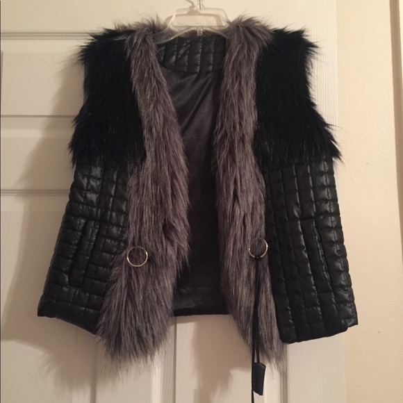 Faux fur jacket - Picture 5 of 5